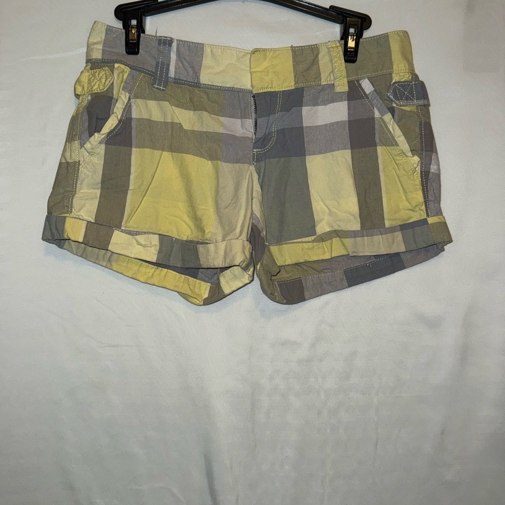 Old Navy Yellow and Gray Cargo Shorts Plaid Design